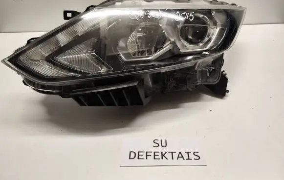 Nissan Qashqai Headlight/headlamp 10018015