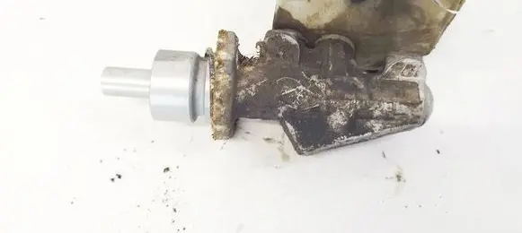 Renault Kangoo I Master brake cylinder