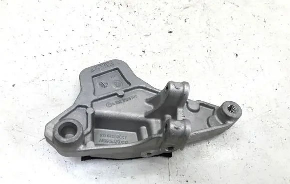 Mercedes-Benz GLA H247 other engine part A2822036300