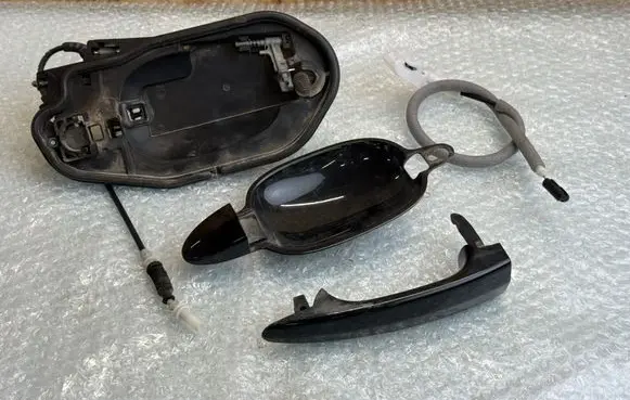 BMW 5 E60 E61 Rear door exterior handle 51217199556 7199556