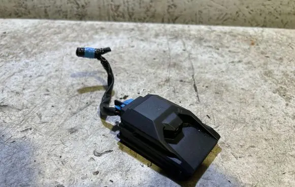 Nissan Qashqai Windshield/windscreen camera 234035128 2037505 284G34EA5B