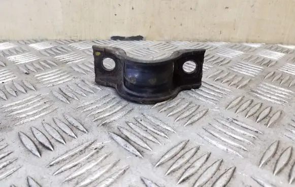 Chevrolet Captiva Sway bar bush bracket, rear 