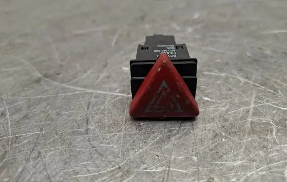 Audi A3 S3 8P Hazard light switch 8P0941509