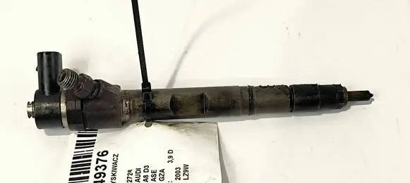 Audi A8 S8 D3 4E Fuel injector 057130277