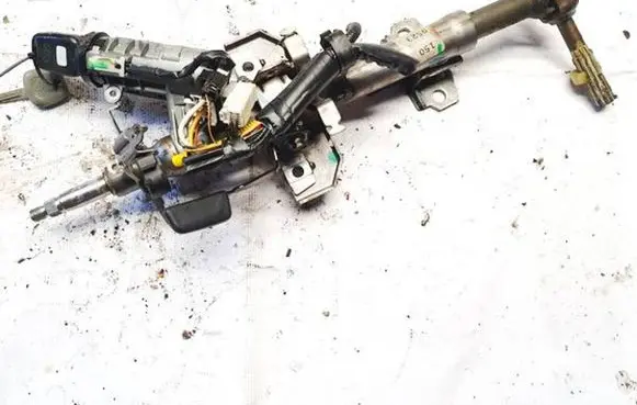 Toyota Avensis T220 Steering wheel axle