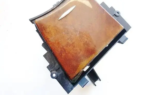 Mercedes-Benz E W211 Car ashtray a2116800350