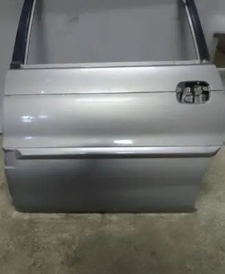 KIA Joice Rear door
