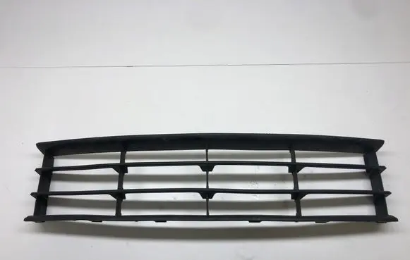Skoda Octavia Mk2 (1Z) Front bumper lower grill 1Z0853677C