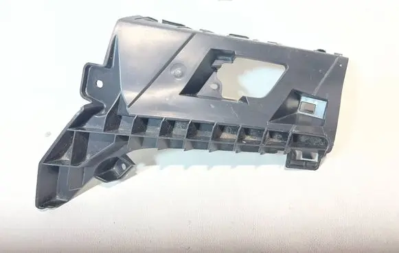 Audi Q5 SQ5 Front bumper mounting bracket 80A807095E