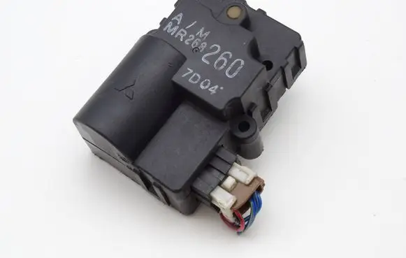 Mitsubishi Carisma Air flap motor/actuator MR268260