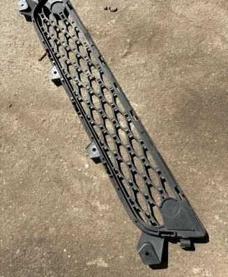 Volvo XC60 Front bumper lower grill 30763423