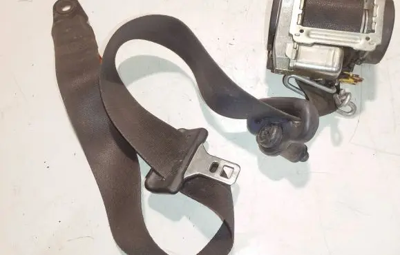 Ford Galaxy Front seatbelt 605274300 004R000 H11621