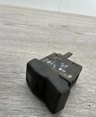 Volkswagen PASSAT B3 Windscreen/window heater switch 535959621