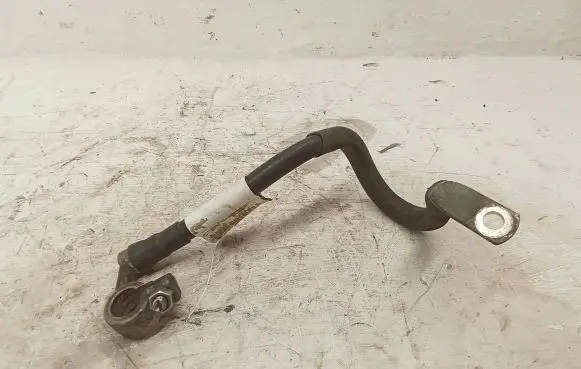 Volkswagen Tiguan Negative earth cable (battery)