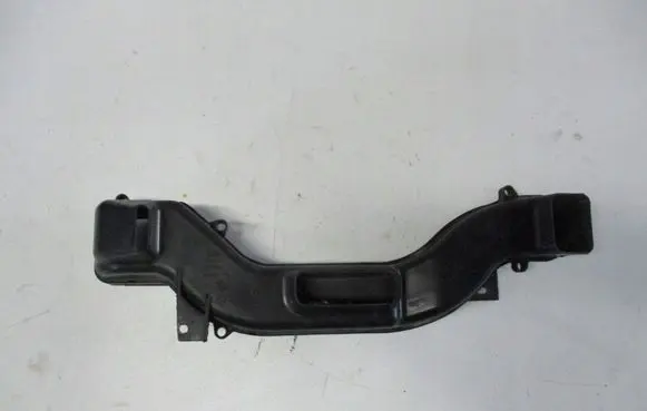 BMW X5 E70 Air intake duct part 9129316