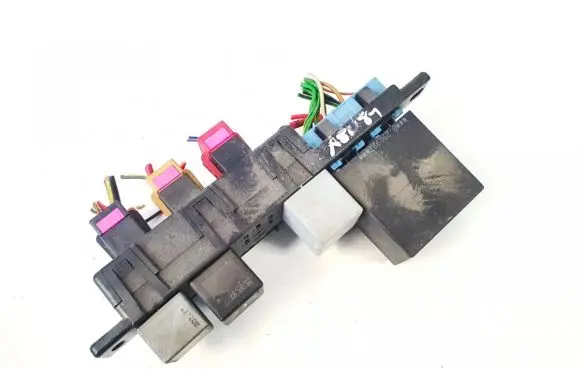 Audi A3 S3 8L Fuse box set