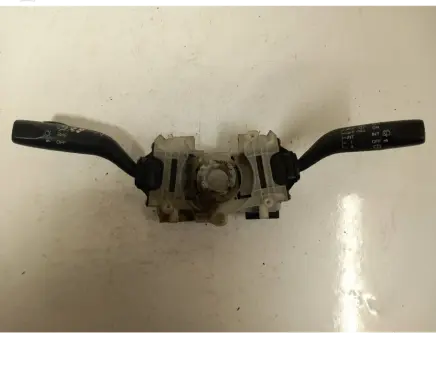 Mazda 626 Wiper turn signal indicator stalk/switch 17b366