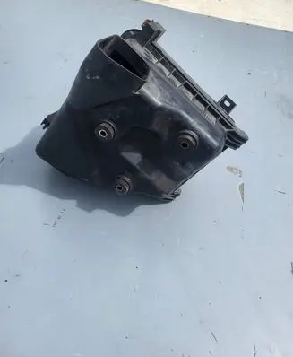Toyota Avensis T270 Mass air flow meter 2220426010