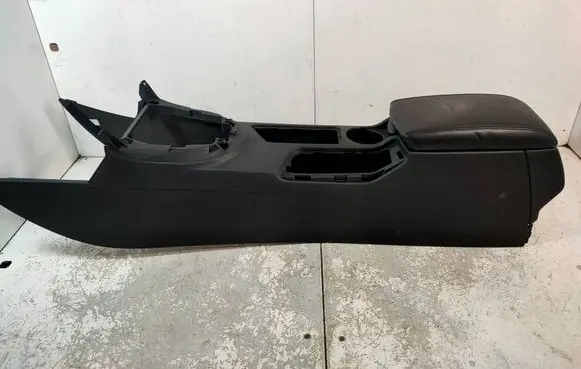 Peugeot RCZ Armrest 14300477 MP6588