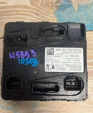 Audi A4 S4 B9 8W Comfort/convenience module 8W0907064DA