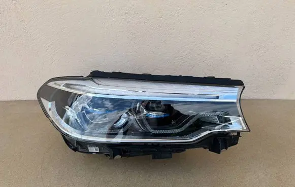 BMW 5 G30 G31 Headlight/headlamp 9879480