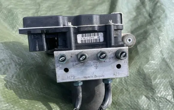 Porsche Panamera (970) ABS Pump 97035575531 0265239293 TOBI311