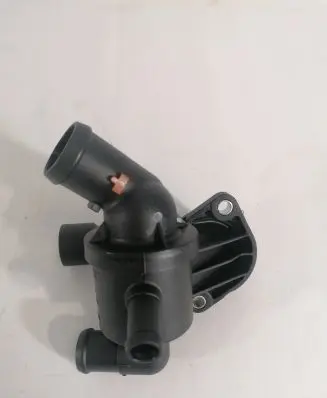 Thermostat/thermostat housing