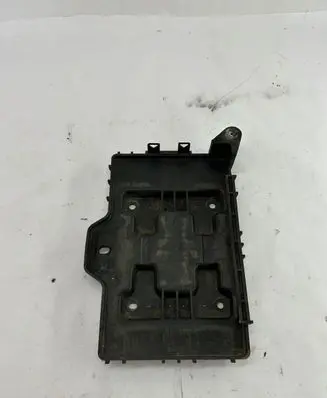 Battery tray