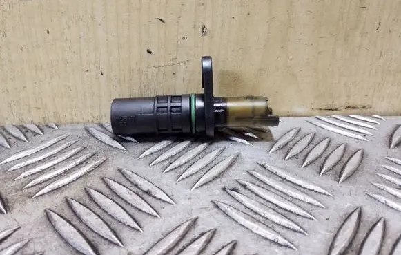 Nissan X-Trail T31 Crankshaft position sensor 8200668500