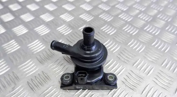 Toyota Prius (XW20) Electric auxiliary coolant/water pump G902047031 G902047030