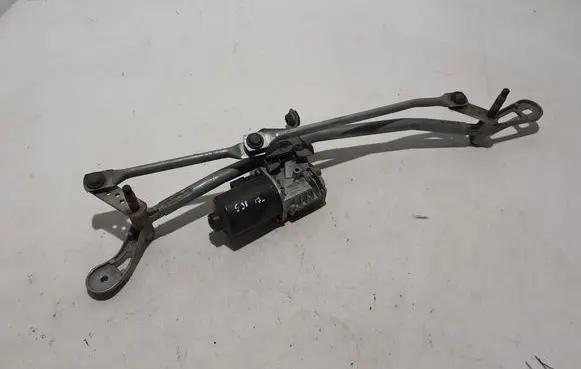 BMW 5 G30 G31 G38 Front wiper linkage 2709189