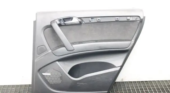 Audi Q7 4L Rear door card panel trim 4L0867306B