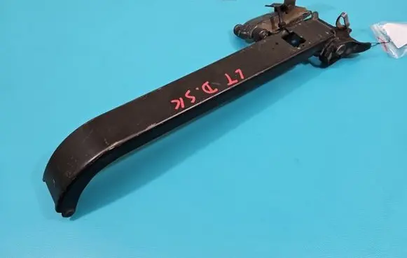 Rear door hinge set