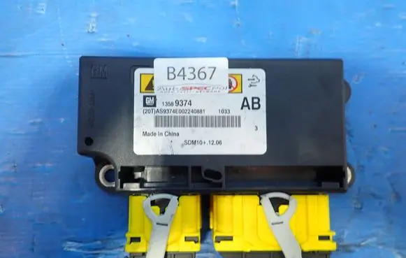 Opel Insignia A Airbag control unit/module 13589374