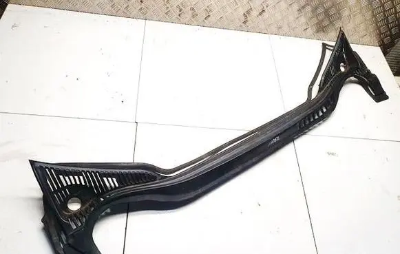 Citroen C5 Wiper trim 9681057880