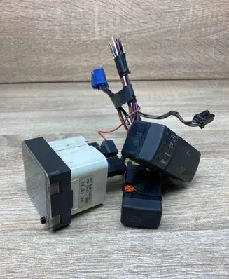 Land Rover Range Rover P38A Clock 370218115