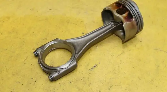 Audi A6 S6 C6 4F Piston with connecting rod 07L107104R