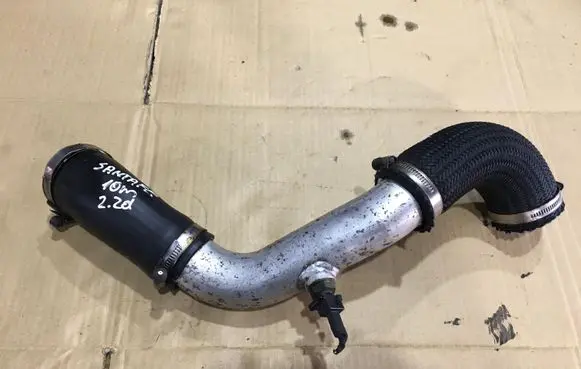 Hyundai Santa Fe Intercooler hose/pipe