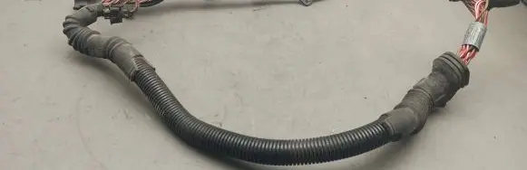 BMW 5 E39 Fuel injector wires 224941802