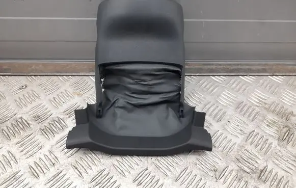 Steering wheel column trim