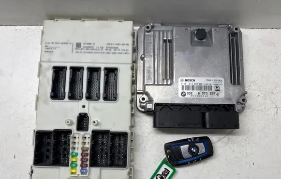 BMW 3 F30 F35 F31 Comfort/convenience module 931568 8573257 9315685