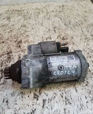Volkswagen Golf VII Starter motor 02Z911024