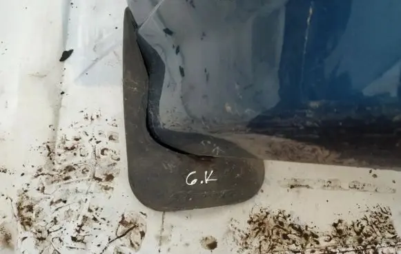 Rear mudguard