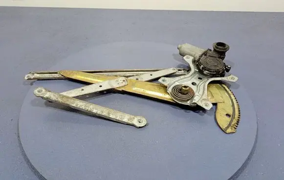 Toyota Avensis Verso Rear door window regulator with motor 8572044050