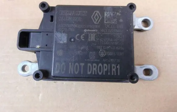 Renault Captur II Distronic sensor radar 284476193R