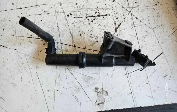 Volvo C30 Headlight washer spray nozzle 30661085 2111061 1307030347