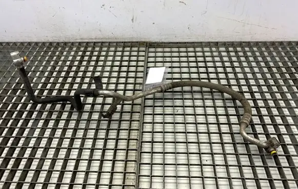 Audi Q7 4L Air conditioning (A/C) pipe/hose 7L8820721