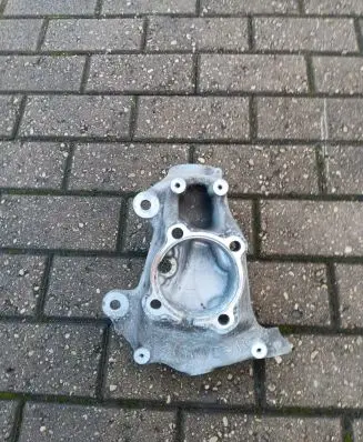 BMW 1 F20 F21 Front wheel hub spindle knuckle 32216792286 6792286