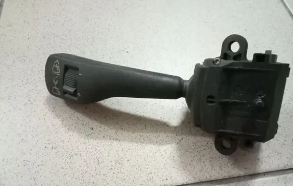 BMW 5 E39 Wiper control stalk 8363664