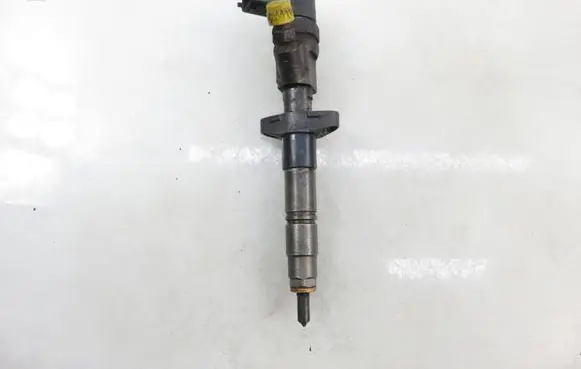 Renault Master II Fuel injector H82484403 0445110265